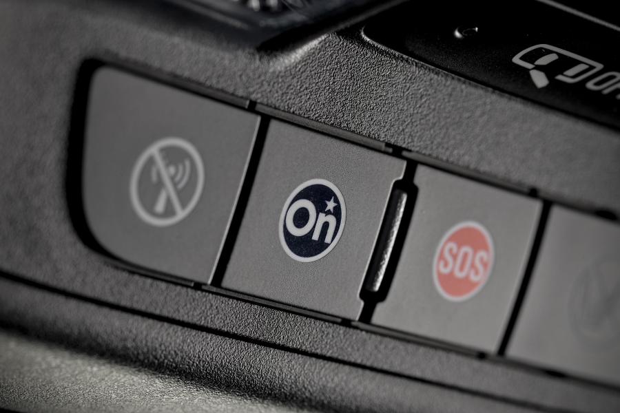 Детали интерьера Vauxhall Insignia Sports Tourer 2017 года  (фото 24 из 35)